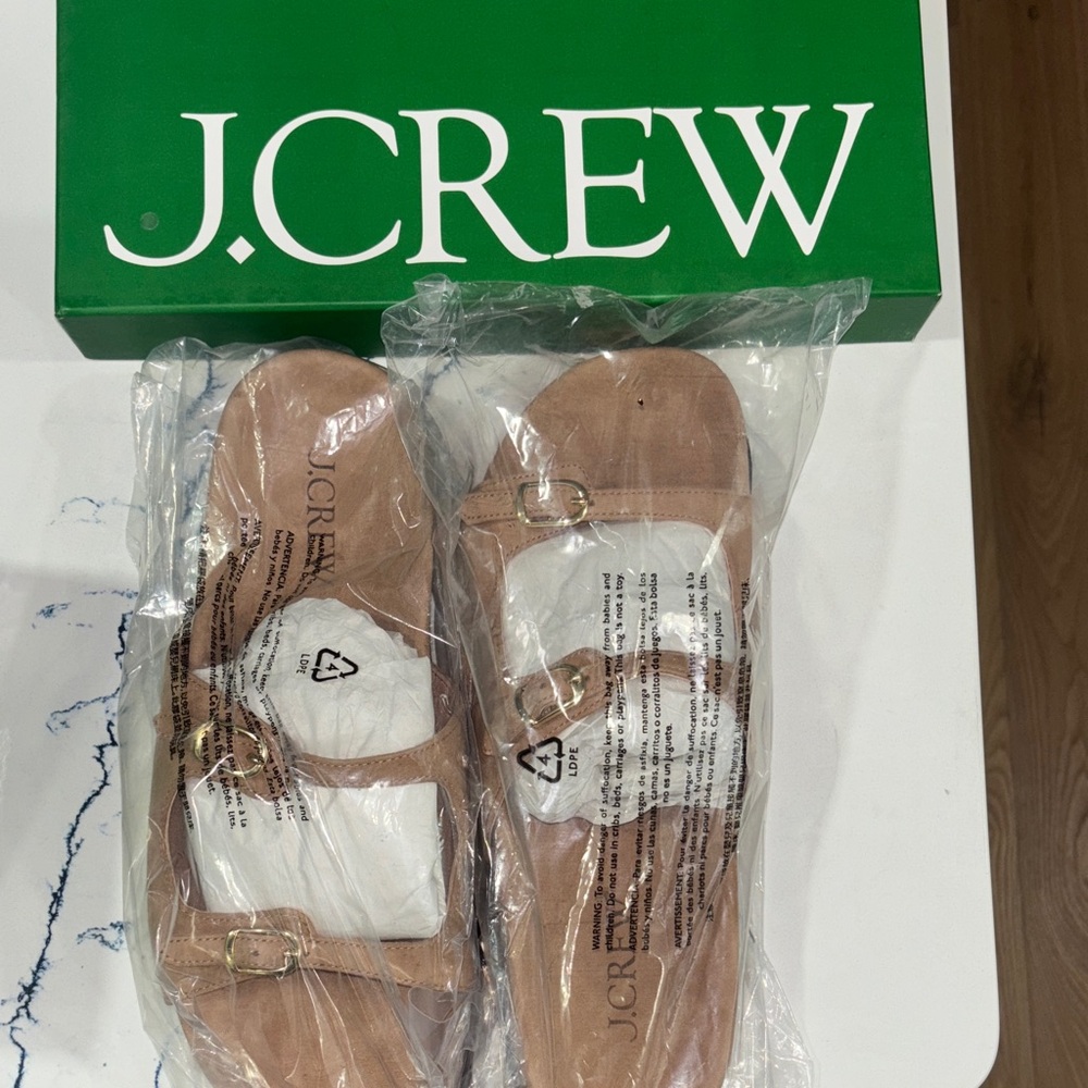 New Colbie buckle sandals in suede